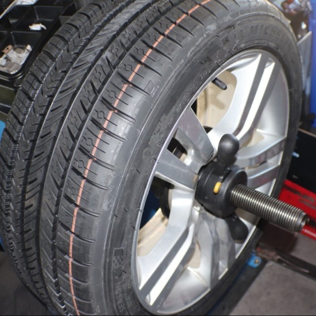 CarLabs Auto Tire Balancing